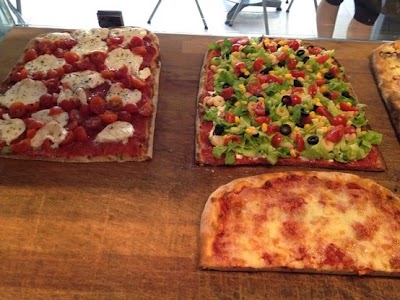 Photos of FM 90 Stazione Pizza