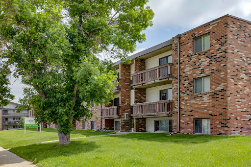 Crestview Manor - Visual