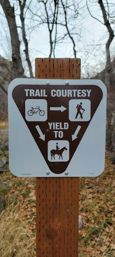 Ridgeline Trail Trailhead - Thumbnail