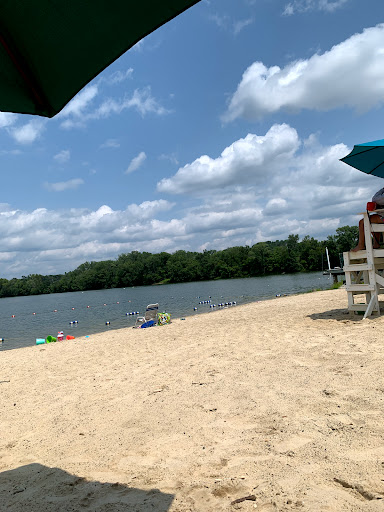 Lincoln Park Community Lake - Thumbnail