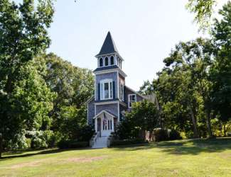 Penelope Moore Real Estate - Thumbnail