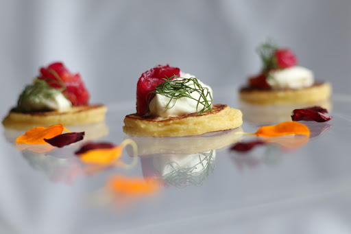 Madres Kitchen - Thumbnail