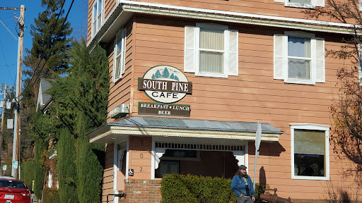 South Pine Cafe-Grass Valley Logo