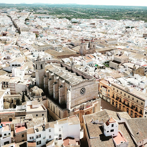 FINCAS LLONGA'S - Inmobiliaria Menorca