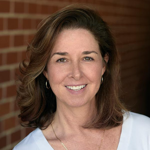 Tracey Hennessey - Thumbnail