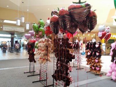 Photos of Northwoods Mall