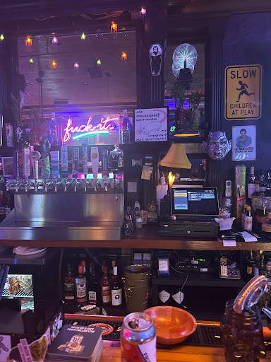 Deadbeats - Visual