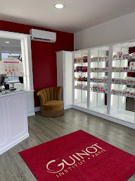 Photo n°19 de Anne-Charlotte Institut ; Experte en soin visage ; Luxopuncture ; Lumière pulsée à Mortagne-sur-Sèvre (Service d'épilation à la cire)