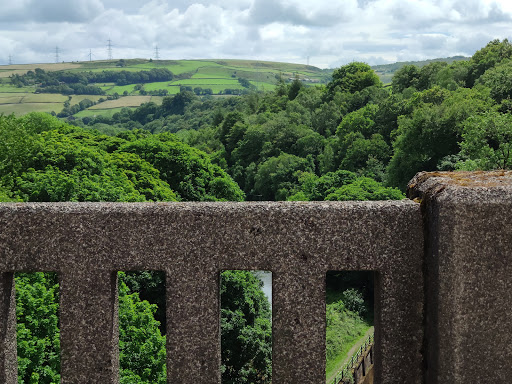 Ryburn Reservoir parking - Thumbnail