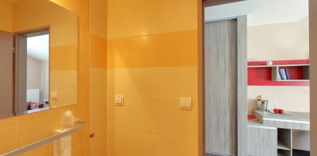F Team Hotel - Hotel