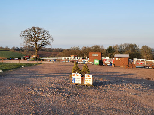 Chard Equestrian - Visual