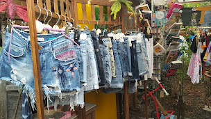 Photo n°17 de do it nous mêmes à Sainte-Foy-la-Grande (Magasin de jeux d'occasion)