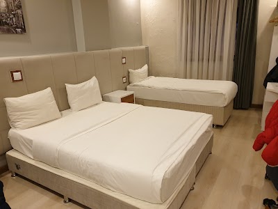 Express İnci Airport Hotel