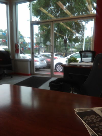 Photos of Western Avenue Nissan