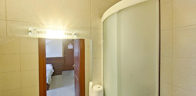 https://www.booking.com/hotel/ro/flora-tirgu-mures.en-gb.html?label=gen173nr-1DCAEoggI46AdIM1gEaMABiAEBmAEJuAEYyAEM2AED6AEBiAIBqAIEuAKT3qz8BcACAdICJGU2MjI5MjJhLTM2MDMtNGQ3Ni05OGY3LTA1NWQxZDg3YTAwY9gCBOACAQ;sid=1f4b0276647f038d901a84fd6aabbb61;all_sr_blocks=29020502_94900384_0_2_0;checkin=2020-10-17;checkout=2020-10-18;dest_id=-1172494;dest_type=city;dist=0;group_adults=1;group_children=0;hapos=1;highlighted_blocks=29020502_94900384_0_2_0;hpos=1;no_rooms=1;req_adults=1;req_children=0;room1=A;sb_price_type=total;sr_order=popularity;sr_pri_blocks=29020502_94900384_0_2_0__9180;srepoch=1602957079;srpvid=cda07d8bba19005f;type=total;ucfs=1&#hotelTmpl
