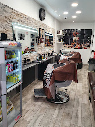 Photo n°2 de Barber coiff le luc SANS RDV à Le Luc (Barbier)