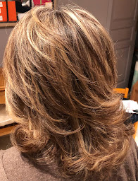 Photo n°15 de Fabienne Coiffure à Pont-l'Évêque (Salon de coiffure)