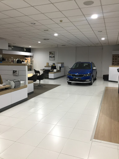 Concesionario Oficial ŠKODA - Lampis Automoció - SANT BOI Gallery - Spain