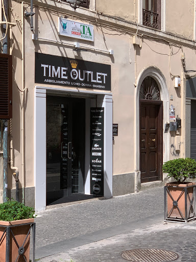 TIME OUTLET - Visual