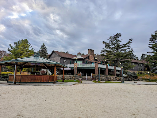 Split Rock Lodge - Visual
