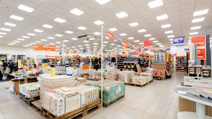 Photo n°23 de POINT.P - Cherbourg Matériaux-Showroom à Cherbourg-en-Cotentin (Service de gestion des déchets)