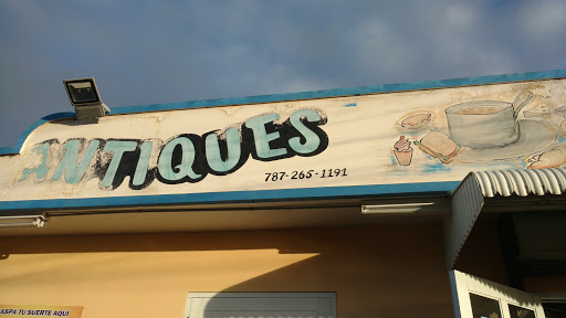 Antique Bakery Logo