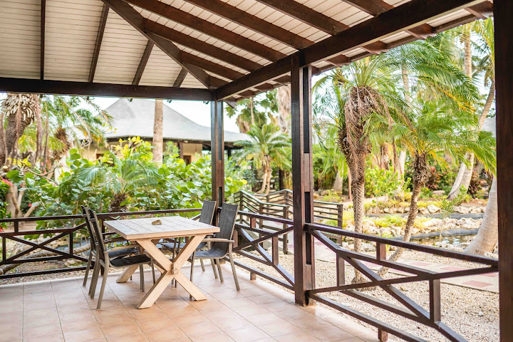 Captain Don's Habitat by null