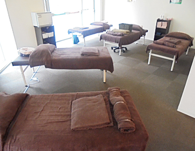 りらくる 新八柱駅前店