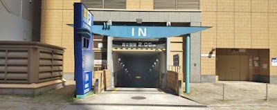 大阪市立安土町地下駐車場