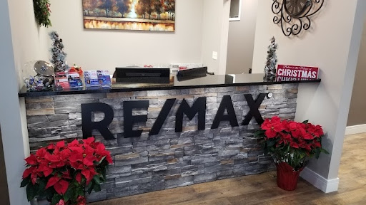 RE/MAX Real Estate Professionals DeWitt