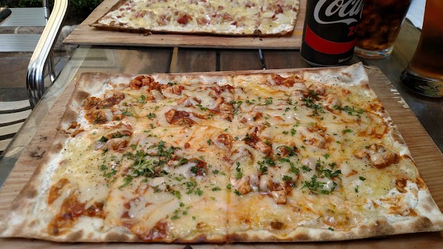 La Tarte Flambee