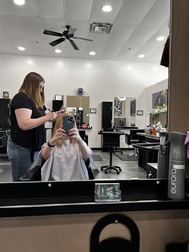 Salon Faith - Thumbnail