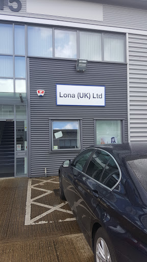 Lona - Visual