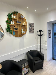 Photo n°3 de Titia mod’s à Éguilles (Salon de coiffure)