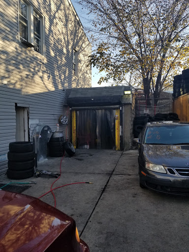 El Monstruo Tire Shop Corp.