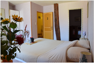 Photo n°18 de Ferme des 3 Suissesses - Hébergement - Salle de réception à Saint-Paul (Maison d'hôtes)