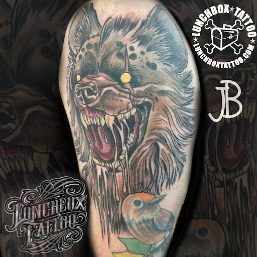 Lunchbox Tattoo and Body Piercing - Thumbnail