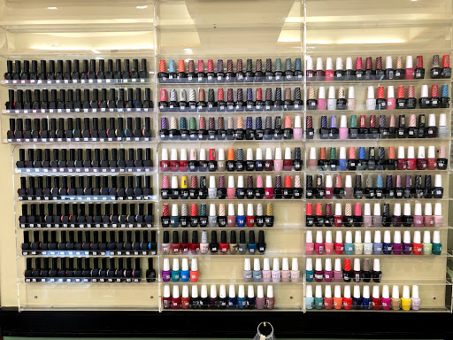 Nail Plus PR