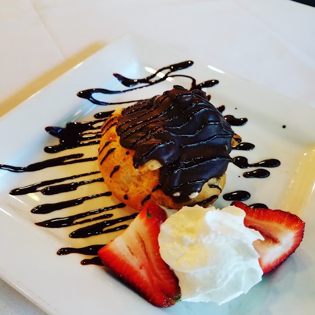 Anthony's Lounge & Ristorante