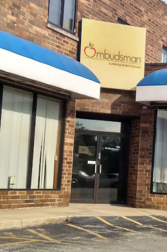 Ombudsman Crestwood - Thumbnail