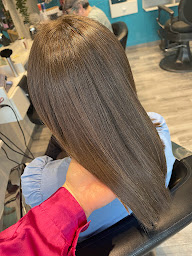 Photo n°10 de L'univHair d'Emeline à Provenchère (Salon de coiffure)