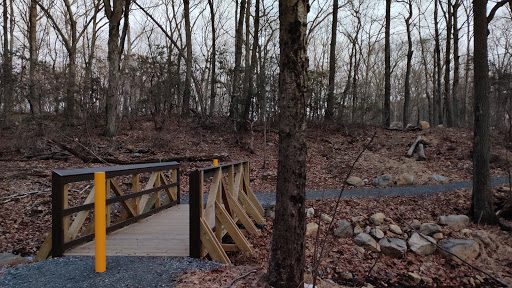 Lake Rogerene Trailhead - Thumbnail