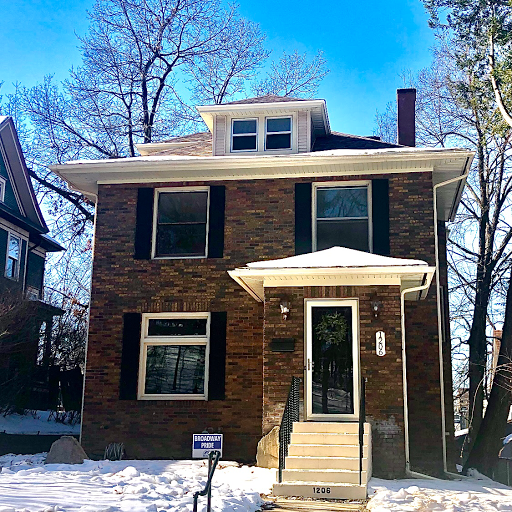 Tim Hernandez, Realtor brokered by eXp Realty LLC - Thumbnail