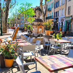 Photo n°22 de Brasserie La Fontaine à Cotignac (Brasserie)