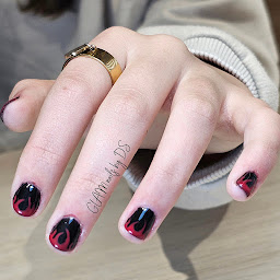 Photo n°5 de GLAM'nails & déco à Saint-Sardos (Salon de manucure)