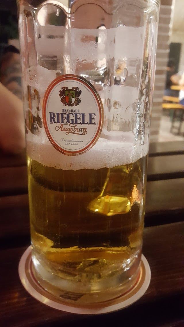 Sherwood Pub