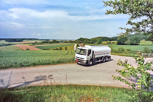 Photo n°4 de TotalEnergies Proxi Nord Est (ex CPE énergies) à Vulaines-lès-Provins (Fournisseur de bois)