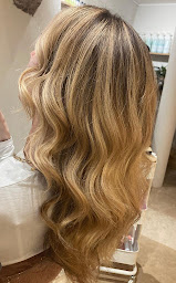 Photo n°26 de L’Endroit Coiffure & Beauté à Saint-Tropez (Institut de massages)