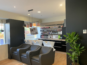 Photo n°7 de Comme Au Salon à Teloché (Salon de coiffure)