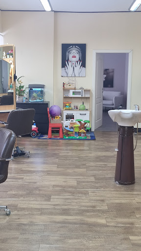 Coiffeur "M" - Visual